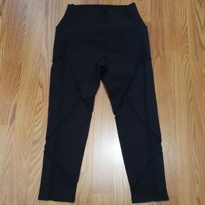 Alo Laced High Waist Capri Legging Sz Small